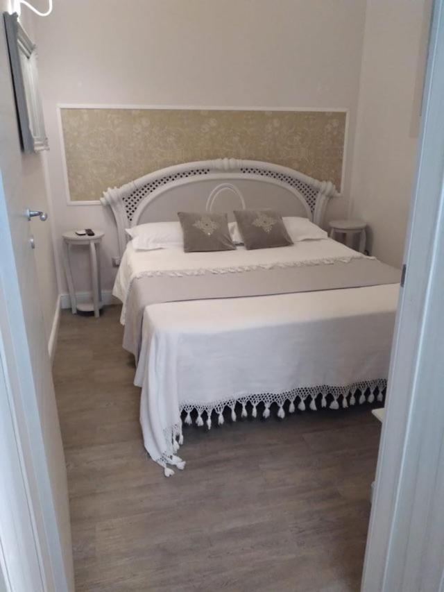 Leodi Bed & Breakfast Lecce Dış mekan fotoğraf