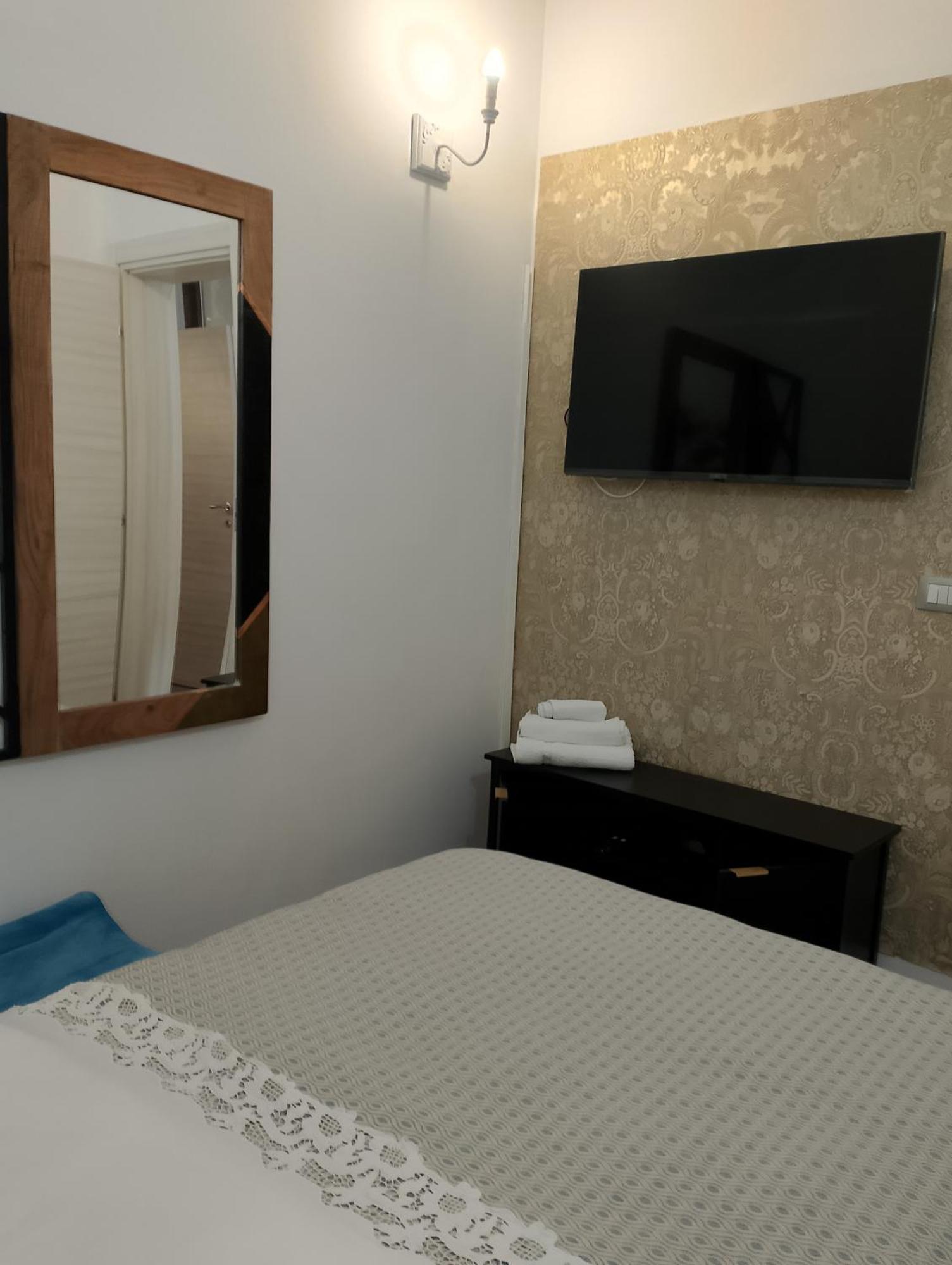 Leodi Bed & Breakfast Lecce Dış mekan fotoğraf